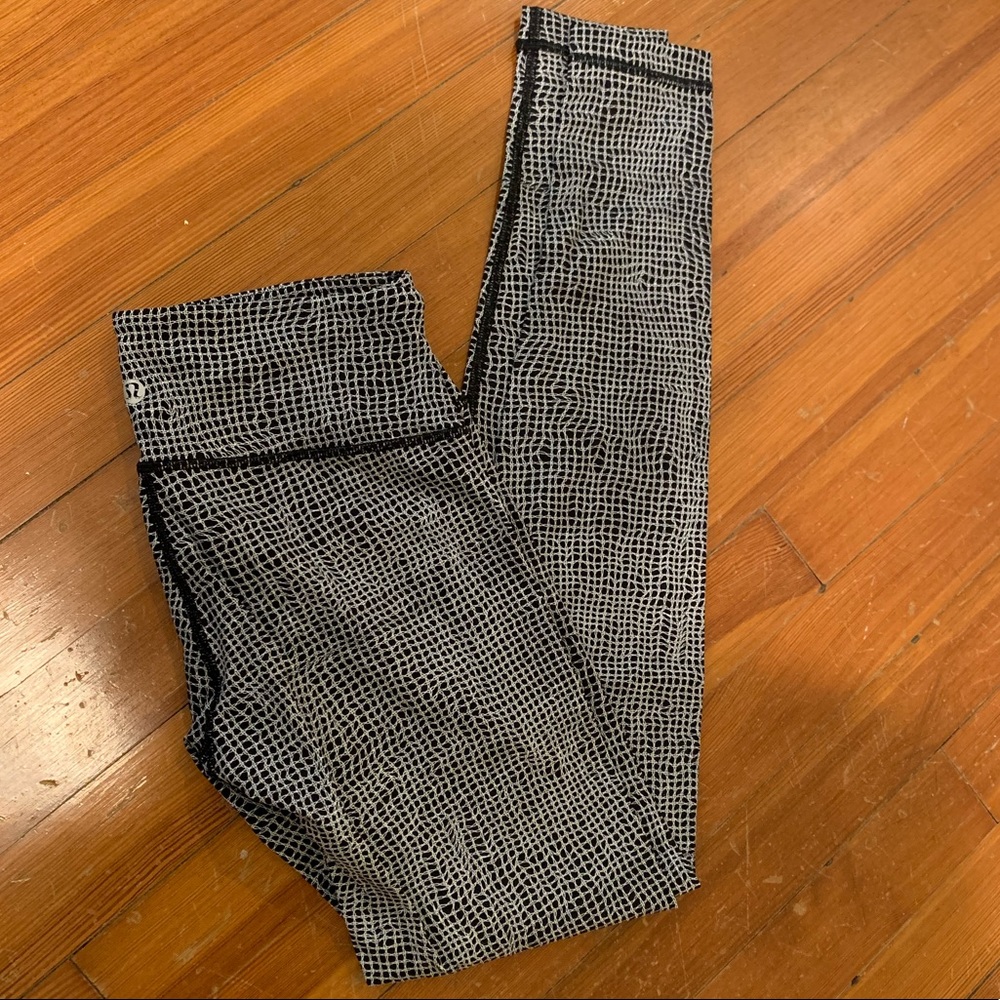 Lululemon leggings 4